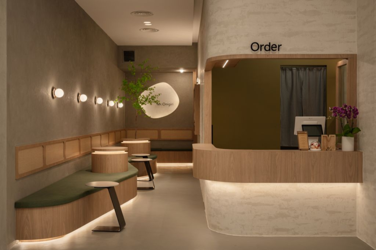 Commercial Interior Design: How Interior Design Singapore Shapes Modern Workspaces